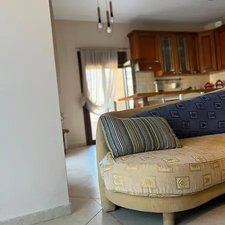 Dimitra's Appartamento Kyparissia